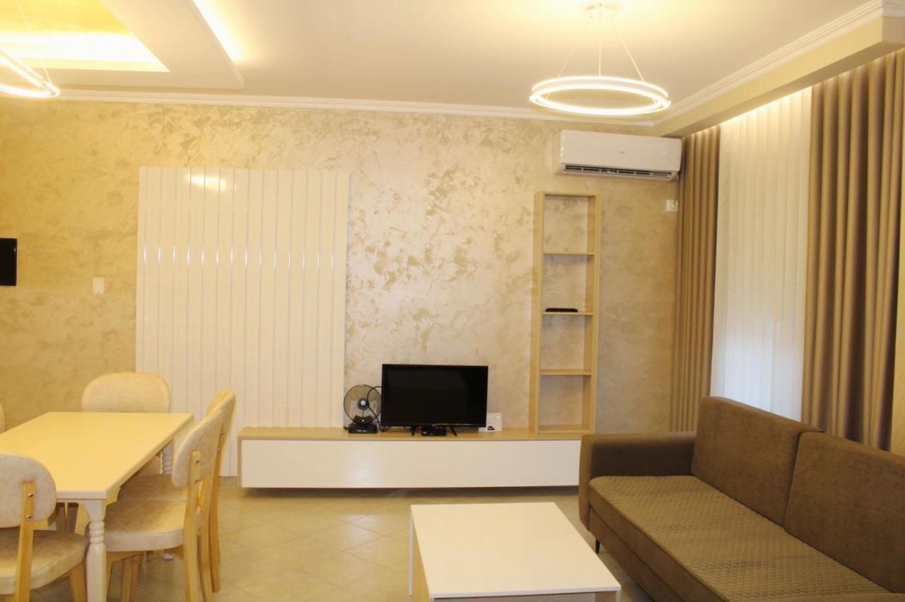 Holiday Apartment Vlorë Esterno foto