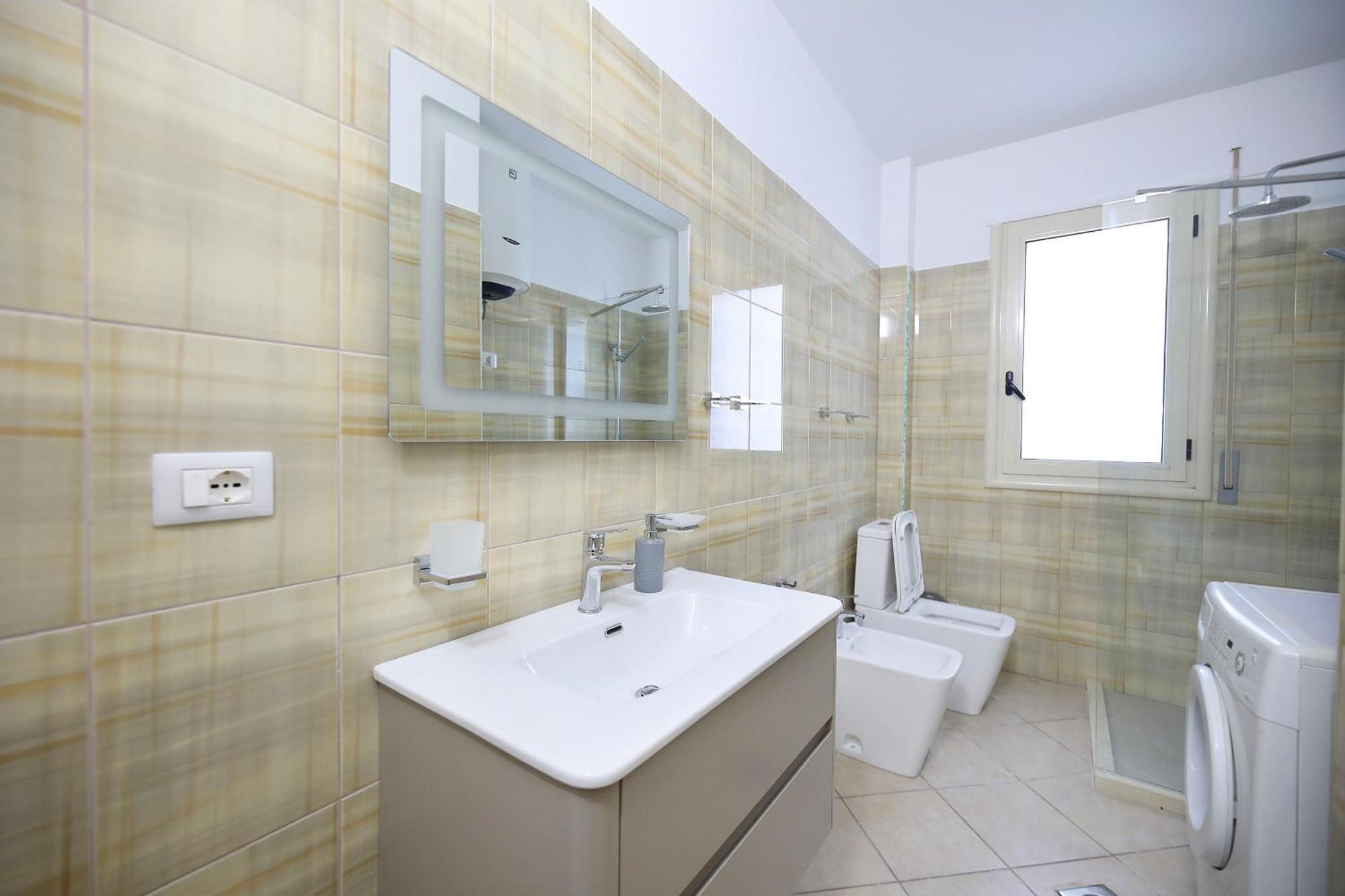 Holiday Apartment Vlorë Esterno foto